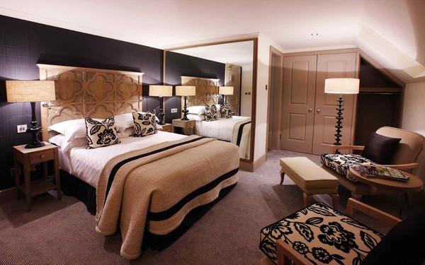 How to have a well-dressed Bed..