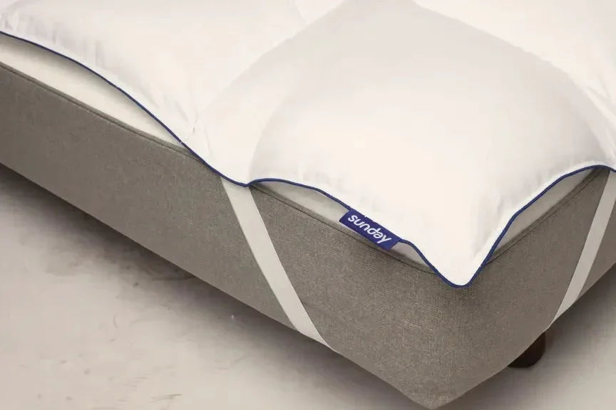 Ortho Latex 4 Mattress మూలకు పట్టీతో కట్టిన Sunday మ్యాట్రెస్ టాపర్